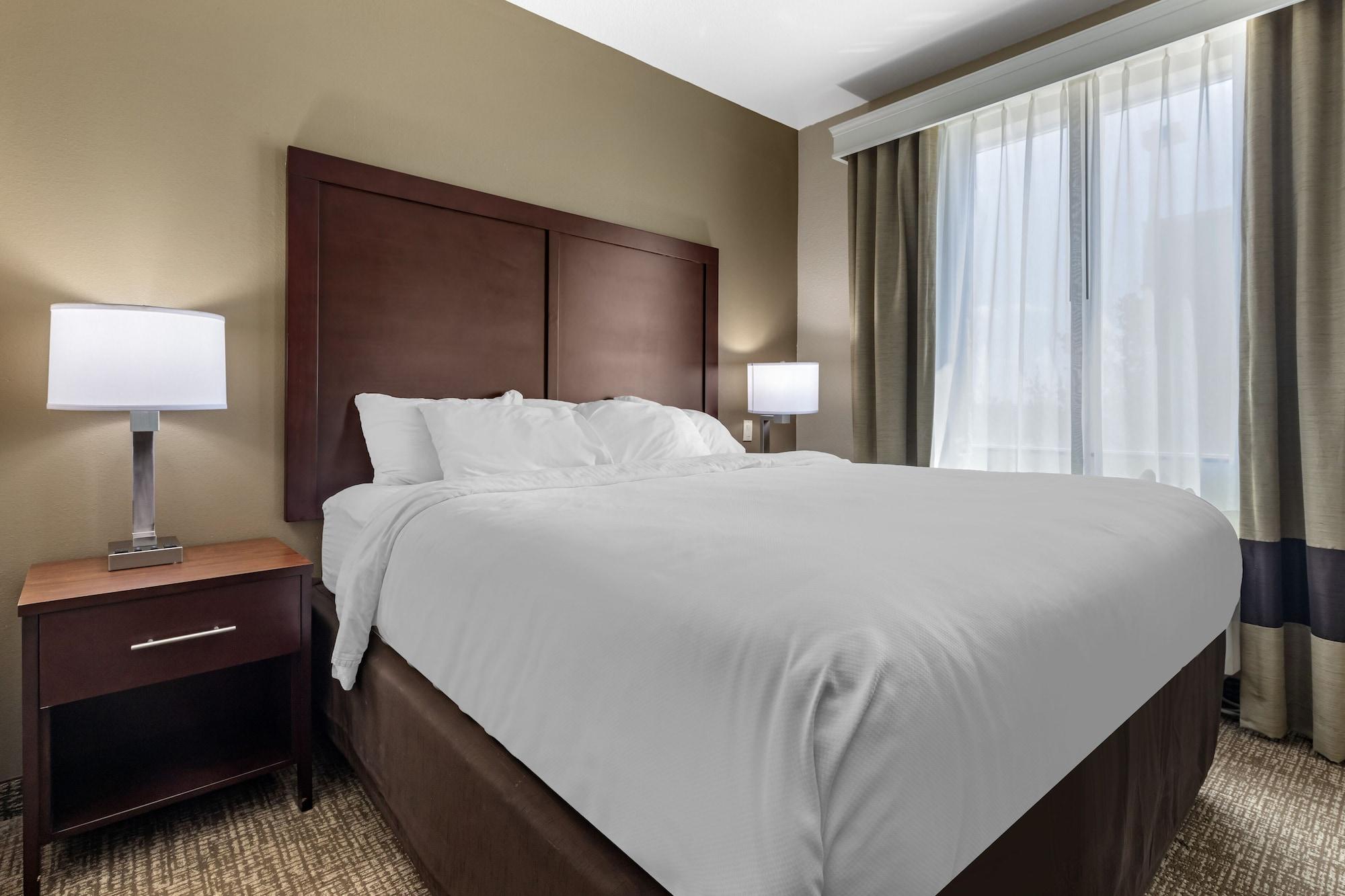 Corinth Comfort Inn & Suites Near Lake Lewisville מראה חיצוני תמונה