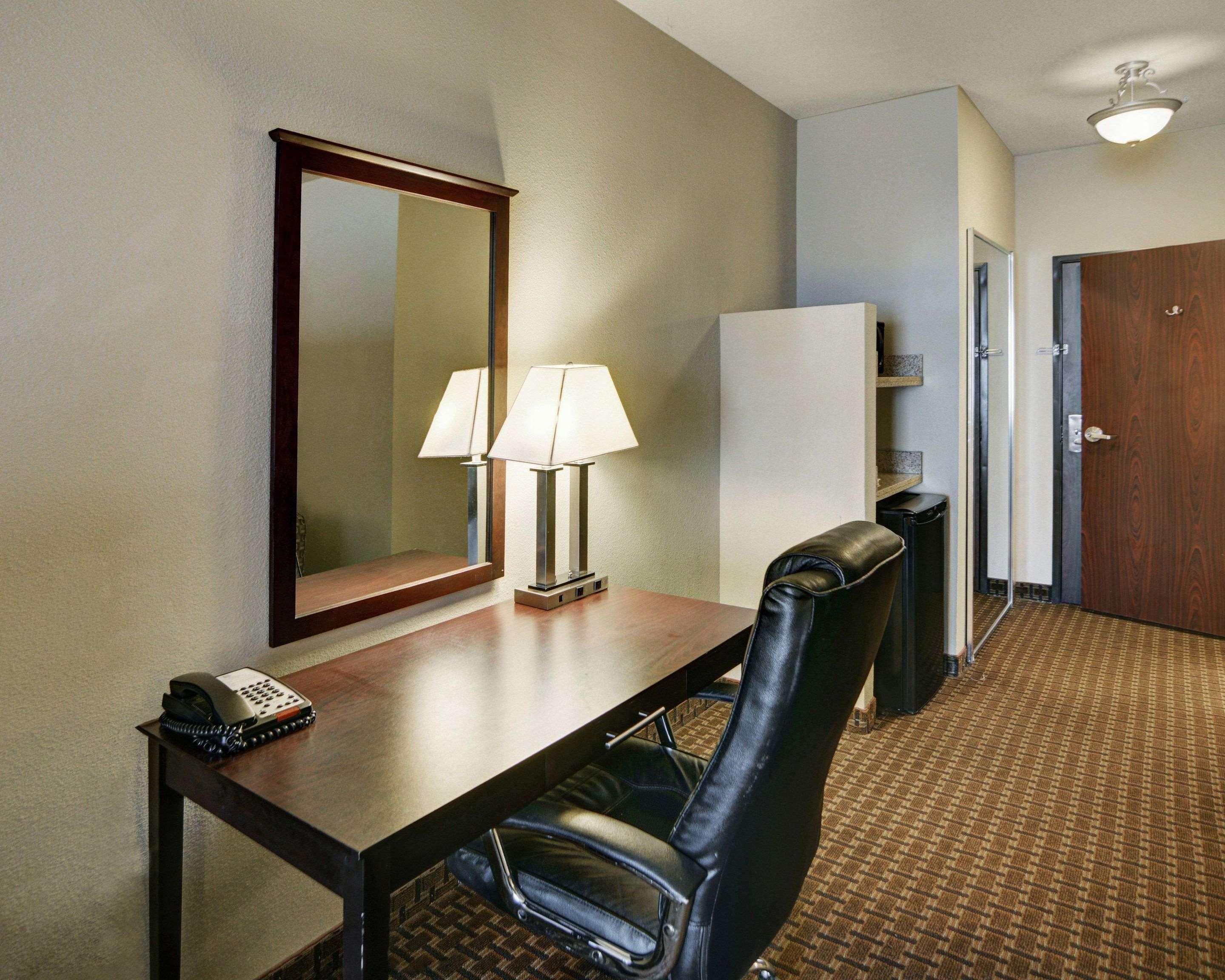 Corinth Comfort Inn & Suites Near Lake Lewisville מראה חיצוני תמונה