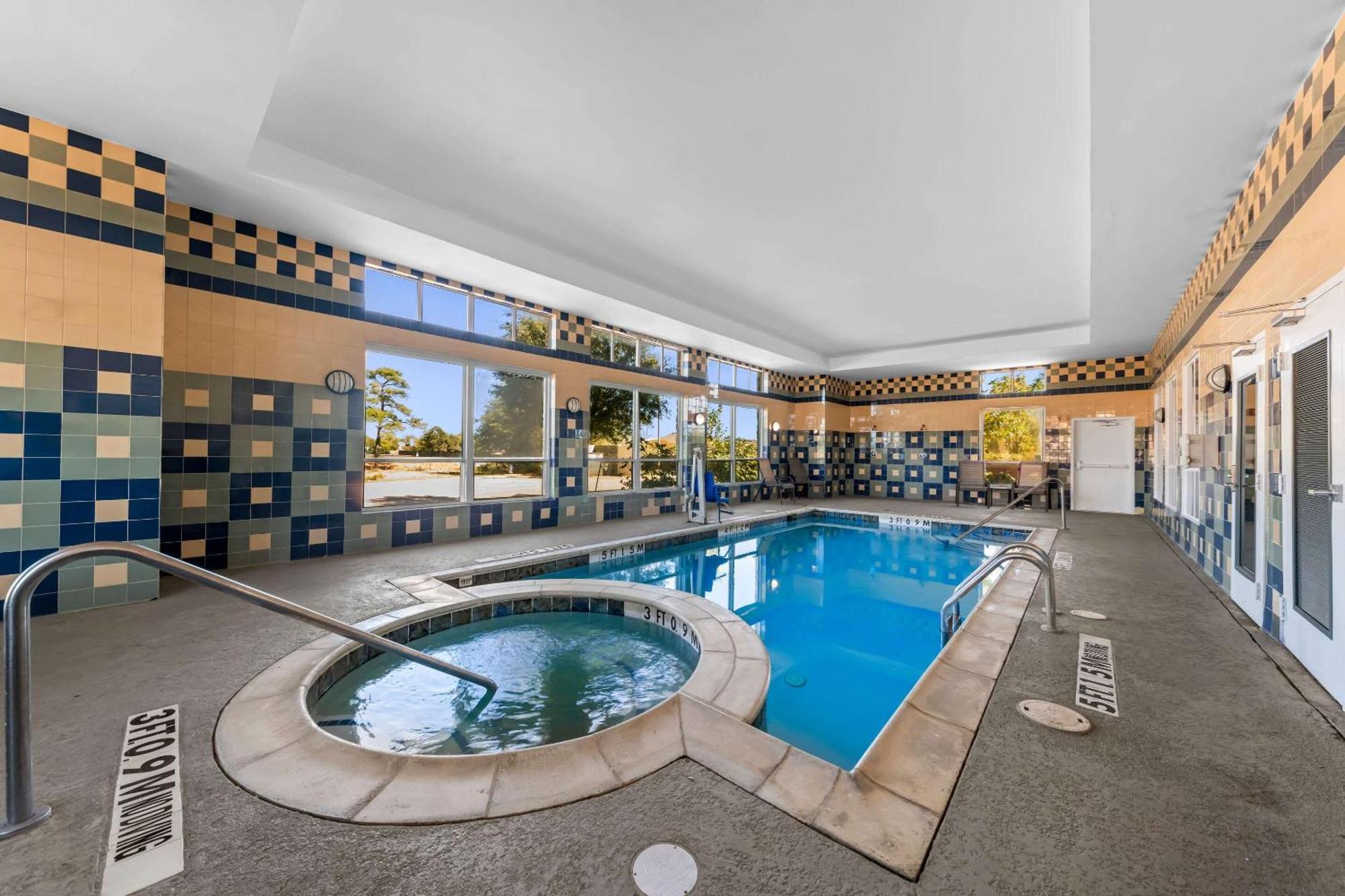Corinth Comfort Inn & Suites Near Lake Lewisville מראה חיצוני תמונה